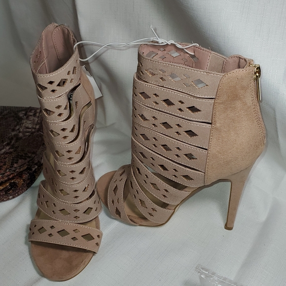 Shoedazzle  Heels with Zipper sz 8.5 - Picture 6 of 8